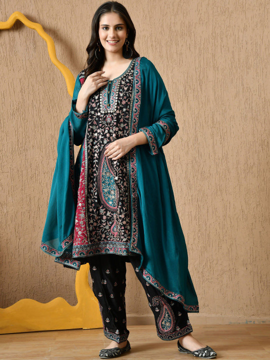 ZARIKALI Women Ethnic Motifs Embroidered Panelled Sequinned Kurta with Patiala & With Dupatta