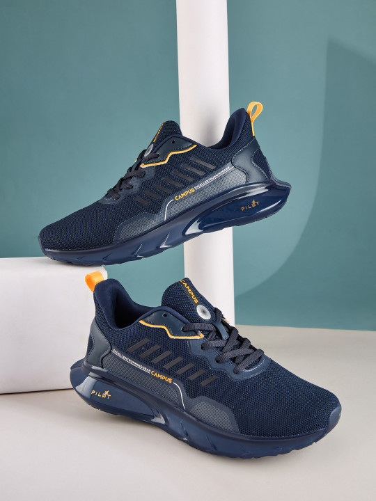 Campus DECCAN Men Lace-Up Sneaker