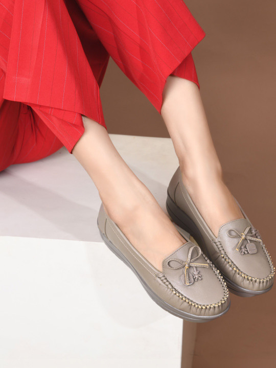 JM Looks Women Textured Loafers