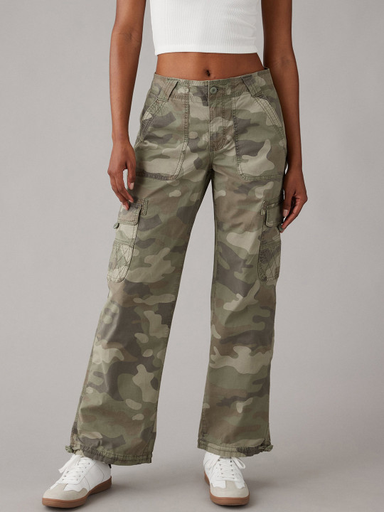 AMERICAN EAGLE OUTFITTERS Women Camouflage Printed Cargos Trousers