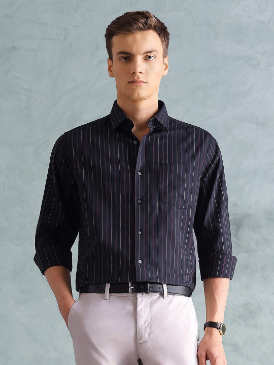 Arrow Men Slim Fit Spread Collar Vertical Striped Cotton Formal Shirt