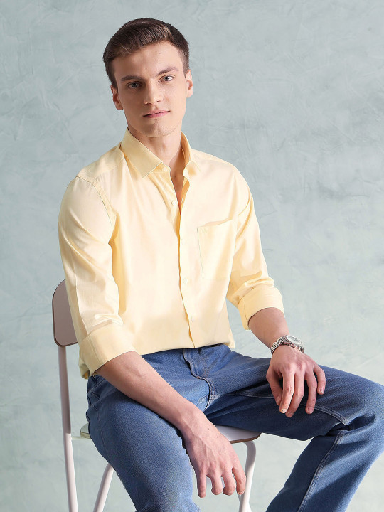 Arrow Men Slim Fit Solid Long Sleeves Shirt
