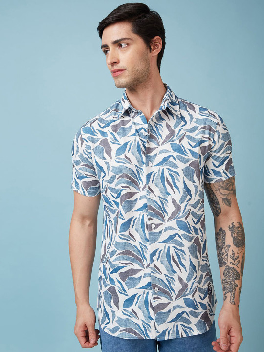 Status Quo Men Standard Opaque Printed Casual Shirt