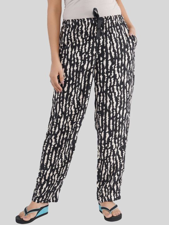 Style Shoes Printed Mid-Rise Lounge Pants
