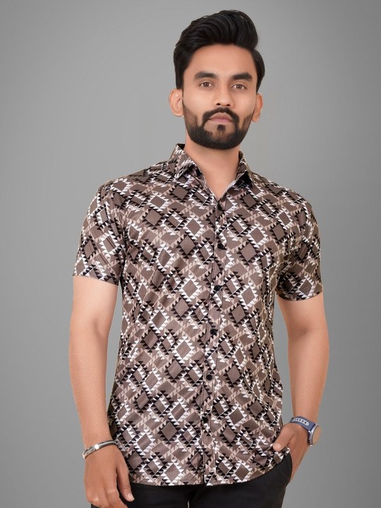 Metronaut Men Spread Collar Geometric Printed Elastane Casual Shirt