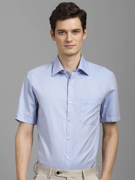 Louis Philippe Men Classic Slim Fit Spread Collar Solid Cotton Formal Shirt