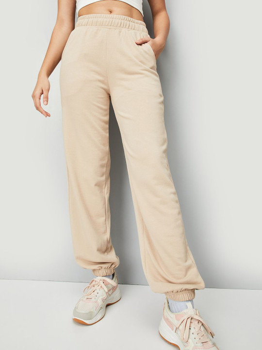 max Women Mid Rise Joggers