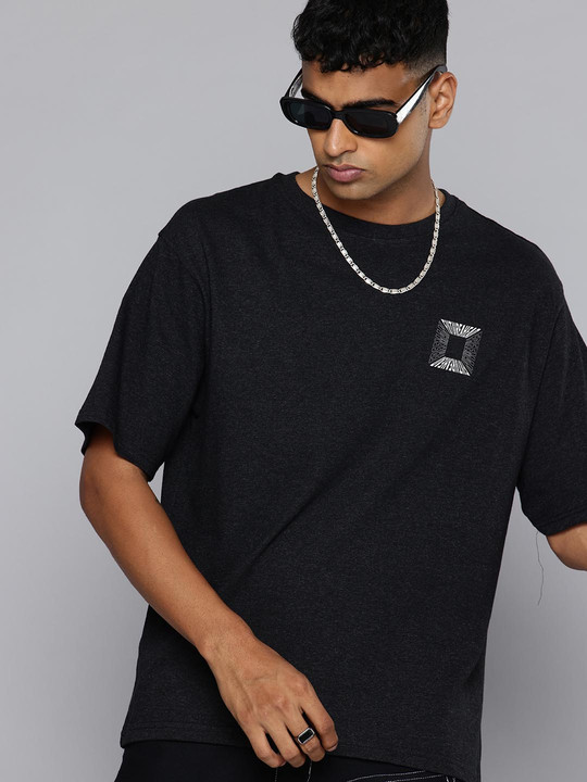 R.Code by The Roadster Life Co. Men Pockets T-shirt