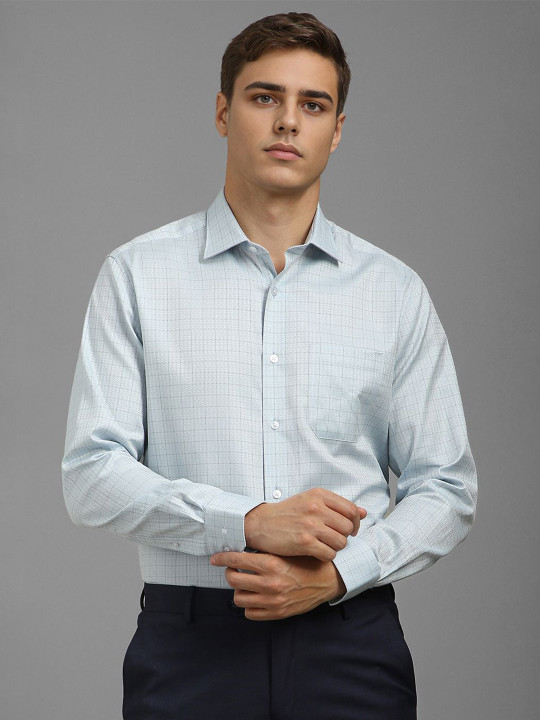 Louis Philippe Men Classic Fit Spread Collar Checked Cotton Formal Shirt