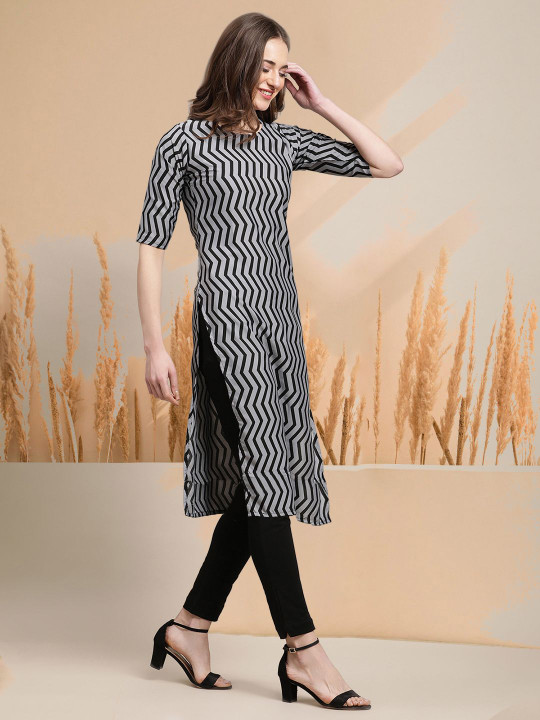 7Threads Selection of 2 Chevron Printed Round Neck Straight Kurtas
