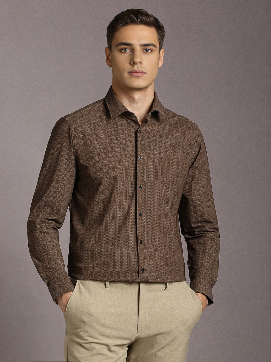 Louis Philippe Slim Fit Geometric Printed Long Sleeves Formal Shirt