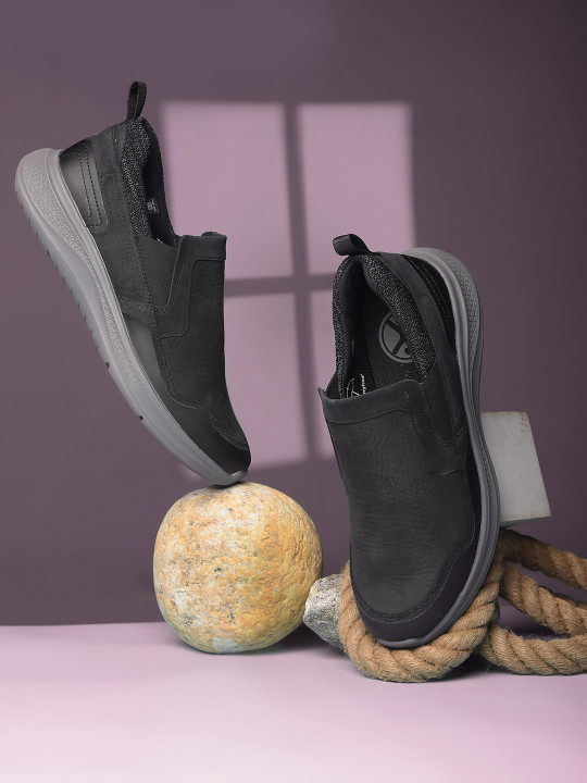 Hush Puppies Men Slip-On Sneakers