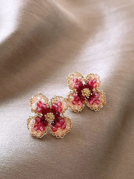 Krelin Women Beaded Floral Stud Earrings