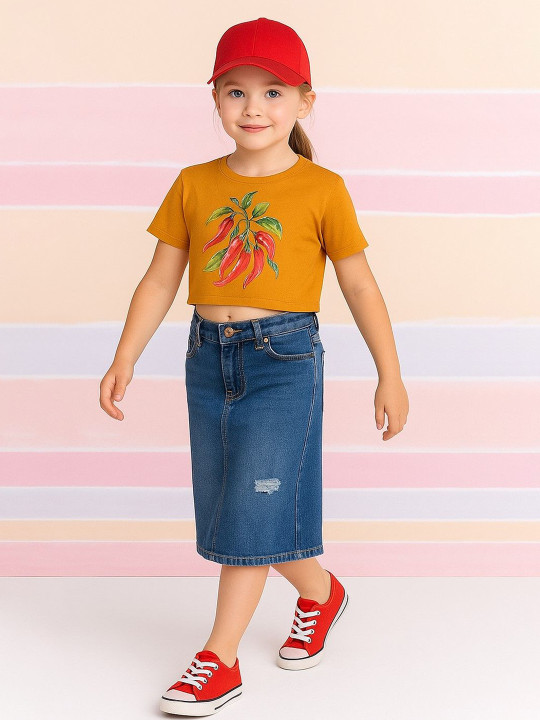 Baawri Girls Graphic Printed Round Neck Boxy Crop Top