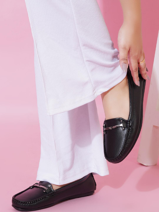 Shoetopia Women Solid Slip On Horsebit Loafers