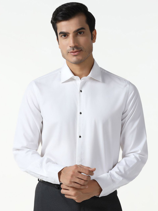 Blackberrys Men India Slim Fit Solid Spread Collar Pure Cotton Formal Shirt