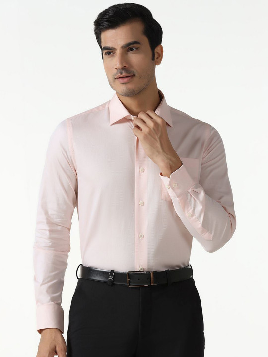 Blackberrys Men India Slim Fit Solid Spread Collar Pure Cotton Formal Shirt