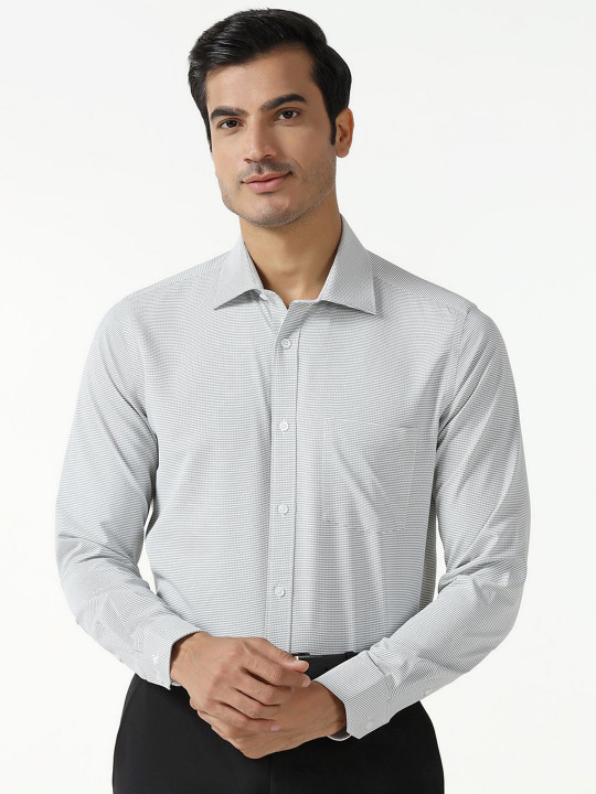 Blackberrys Textured Spread Collar India Slim Fit Formal Shirt