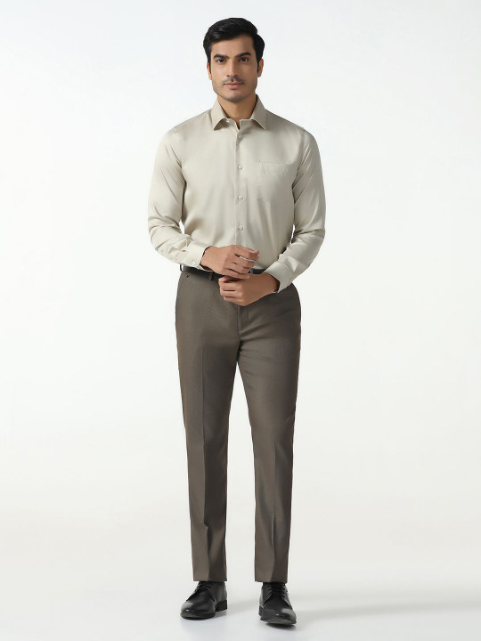 Blackberrys Men India Slim Fit Solid Spread Collar Formal Shirt