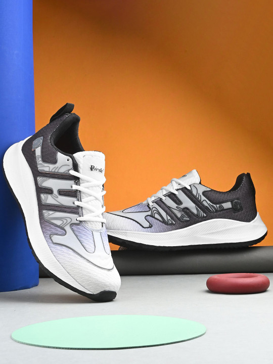 BIRDE Men Textured Round Toe Sneakers