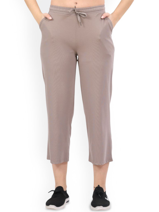 Lango Women Cotton Comfortable Mid-Rise Capri Track Pants