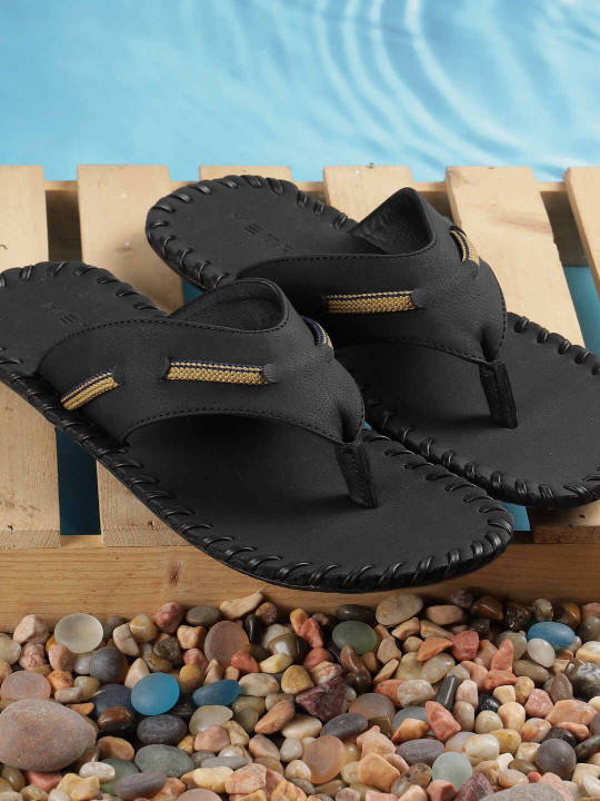 Metro Men Textured Clogs Sandals