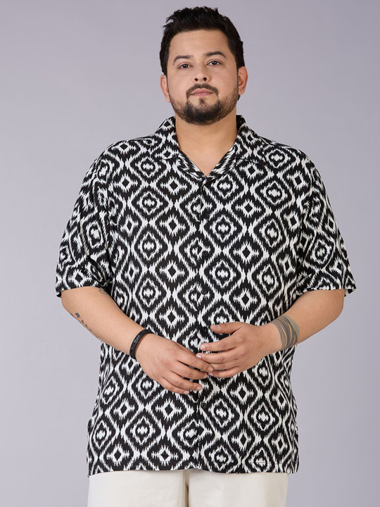 UNSIZED Geometric Printed Spread Collar Casual Shirt