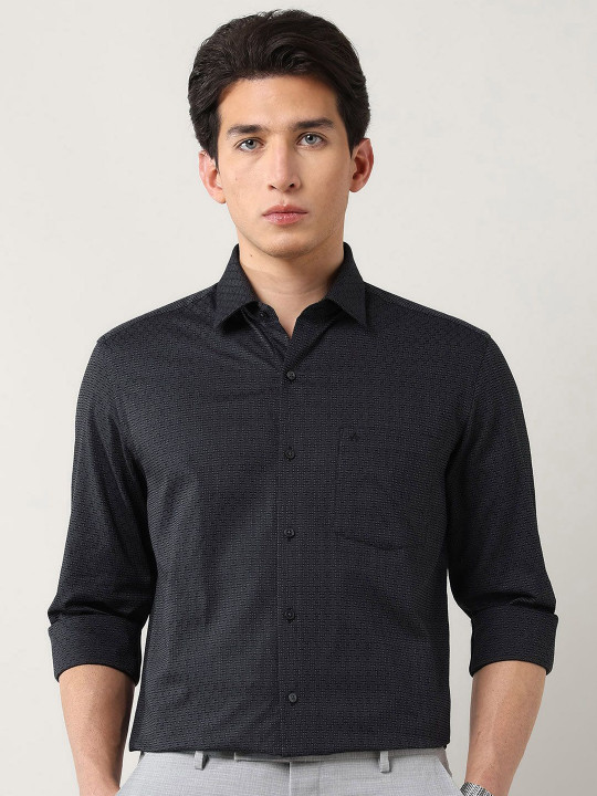 Arrow Men Slim Fit Abstract Printed Spread Collar Cotton Formal Shirt