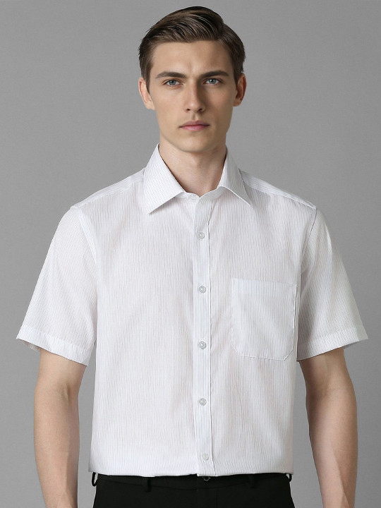 Louis Philippe Men Classic Fit Vertical Striped Spread Collar Pure Cotton Formal Shirt