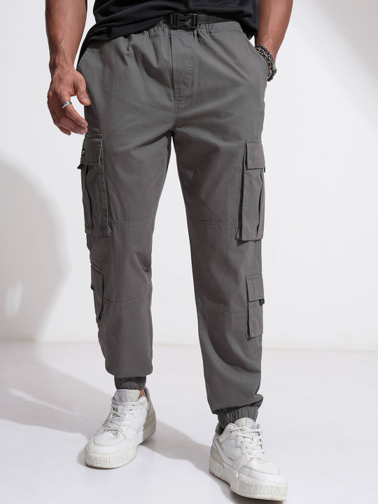 HIGHLANDER Men Solid Relaxed Fit Mid-Rise Casual Cargos