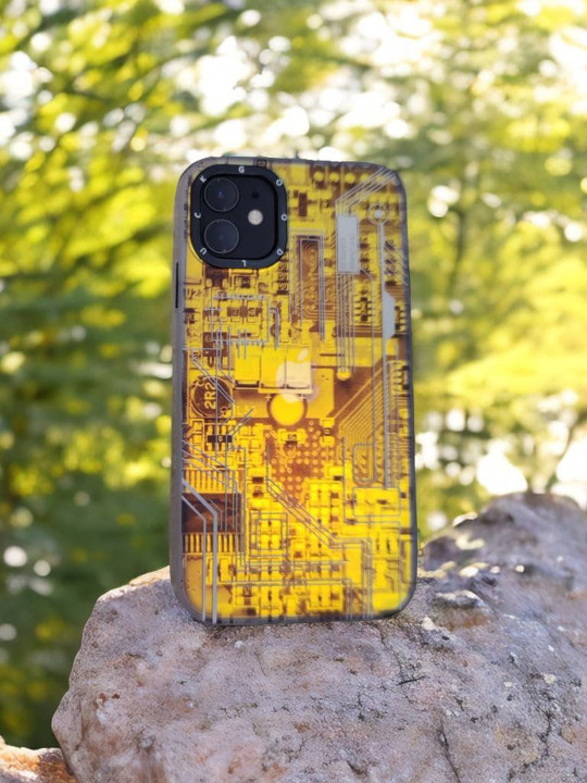 CASE CREATION Geometric Printed iPhone 13 Bumper Case Mobile Accessories