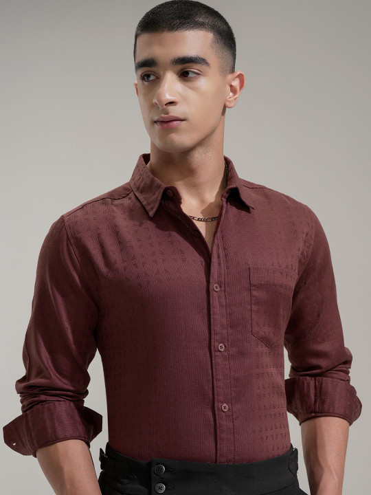 HIGHLANDER Men Spread Collar Textured Cotton Formal Regular Fit Shirt