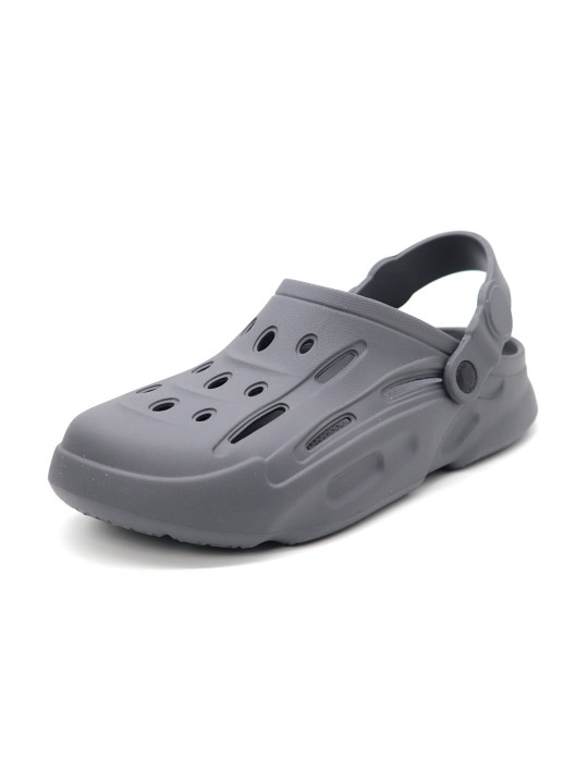 Svaar Men Self Design Clogs