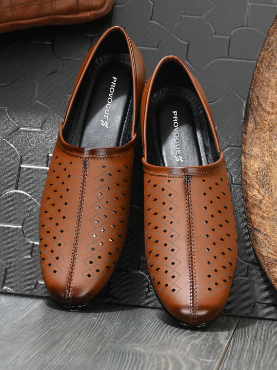 Provogue Men Synthetic Leather Loafers