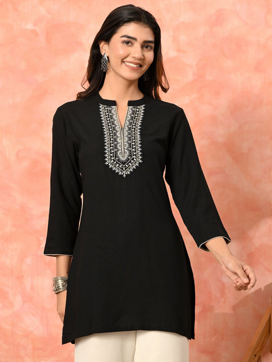 Sangria Women Embroidered Mandarin Collar Tunic
