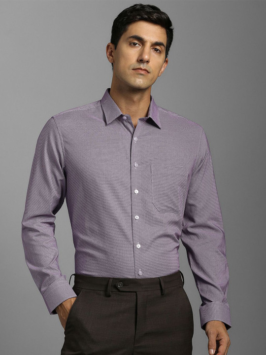 Louis Philippe Textured Spread Collar Regular Fit Cotton Formal Shirt