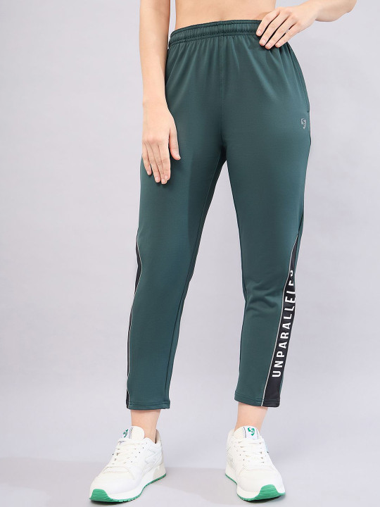SG Women Printed Mid Rise Track Pant