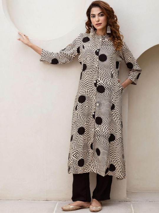 KALINI Women Self Design Straight Kurta Set