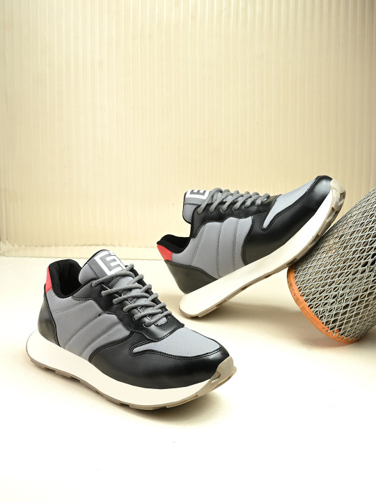Eego Italy Men Colourblocked Suede Sneakers