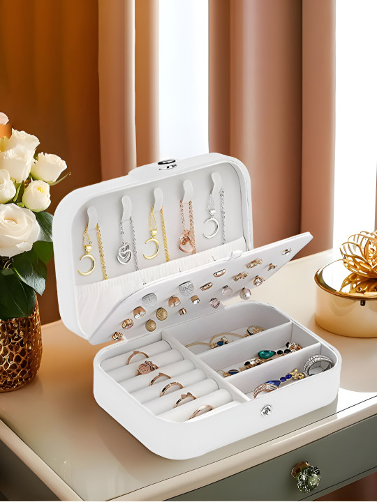 Aura White Set of 1 Reusable Jewellery Organiser Organisers