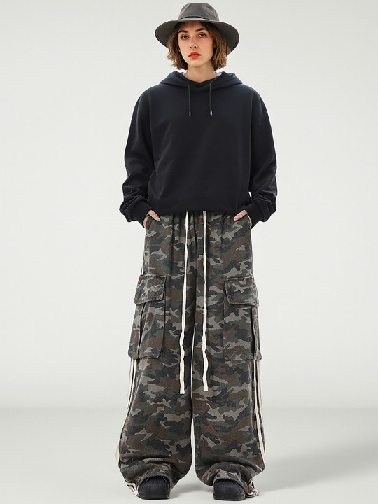 HERE&NOW Women Printed Cargos Trousers
