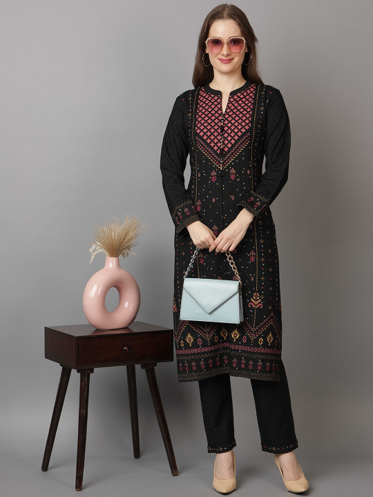 TWENTY ME Floral Printed Mandarin Collar Straight Kurta With Trousers