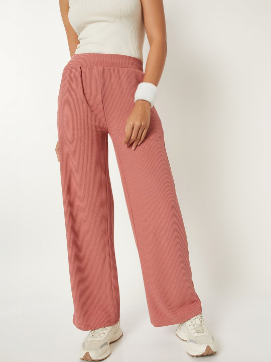 max Women Mid-Rise Track Pants