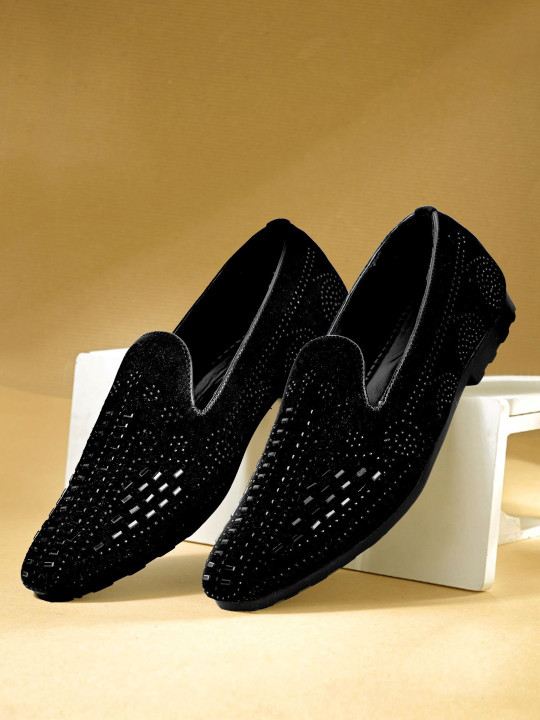 Robbie Jones Men Self Design Loafers