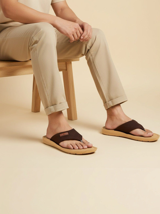 Walkaroo Men Comfort Sandals