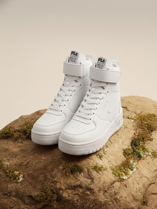 FILA Men AZARO Lifestyle Walking Velcro Detail Mid-Top Shoes