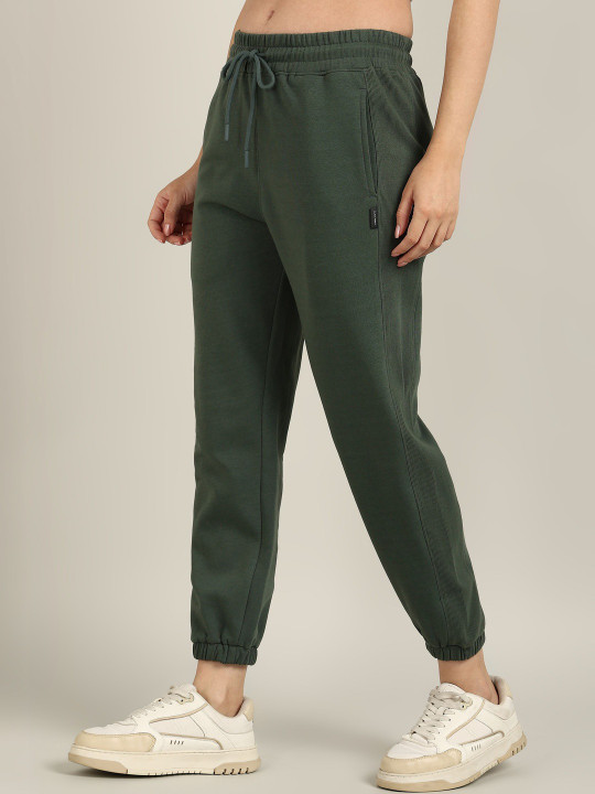 Alan Jones Women Mid-Rise Joggers