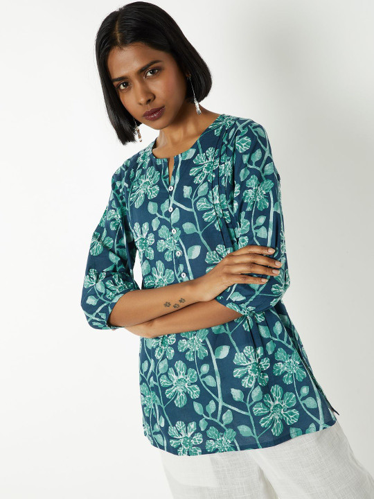 max Women Floral Printed Round Neck Kurti