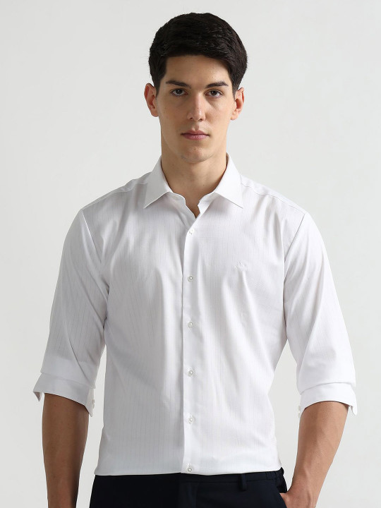Arrow New York Men Manhattan Slim Fit Textured Spread Collar Formal Shirt