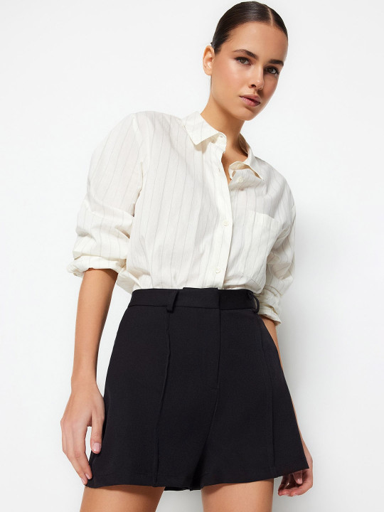 Trendyol Women Mid-Rise Regular Shorts